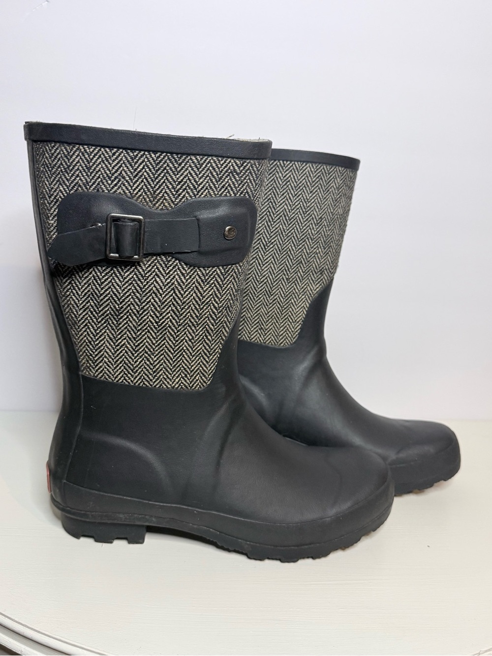 Chooka Waterproof Herringbone Rain Boots Black Buckle Size 6
